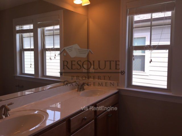 568 Village Loop Dr Apex NC 27502 property image