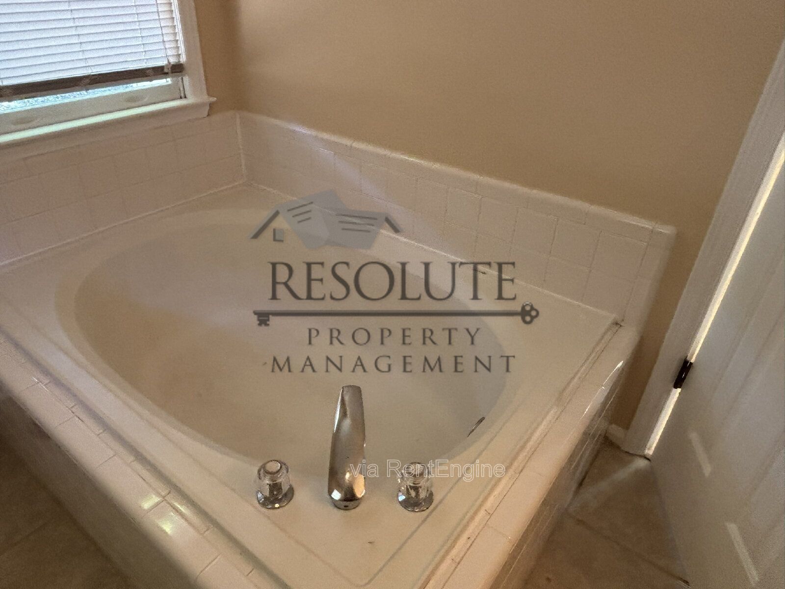 4632 Timberhurst Drive, Raleigh, NC 27612 property image