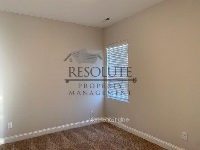 110 Level Dr Youngsville NC 27596 property image