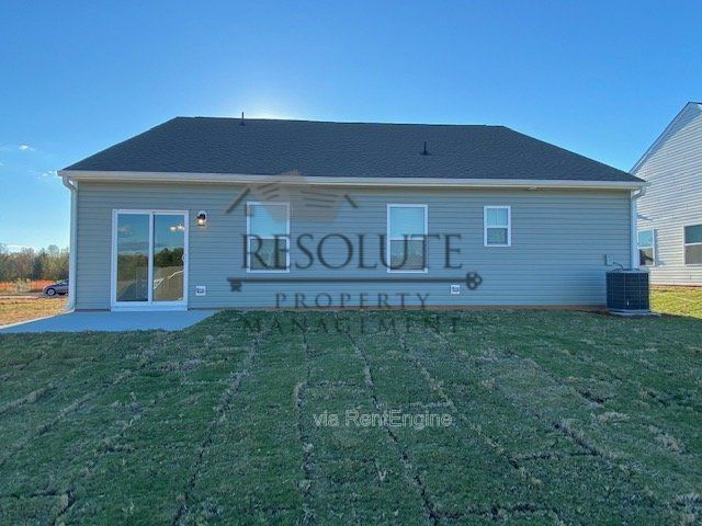 110 Level Dr Youngsville NC 27596 property image